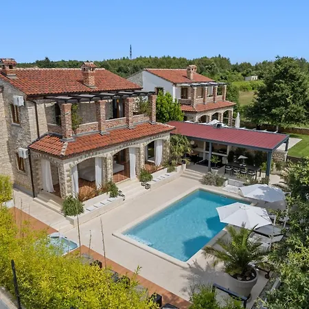 Villa Luxury Aurelia - By Istrabook