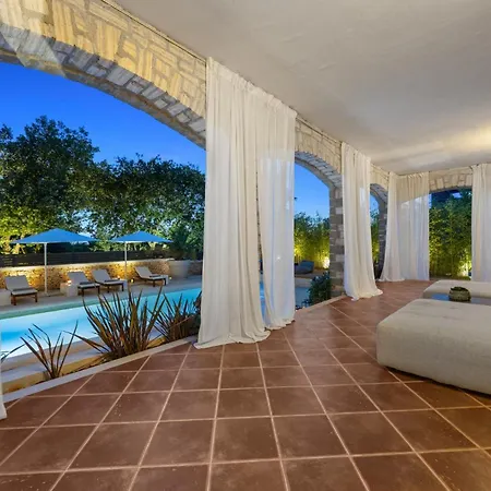 Luxury Aurelia - By Istrabook Villa Čabrunići