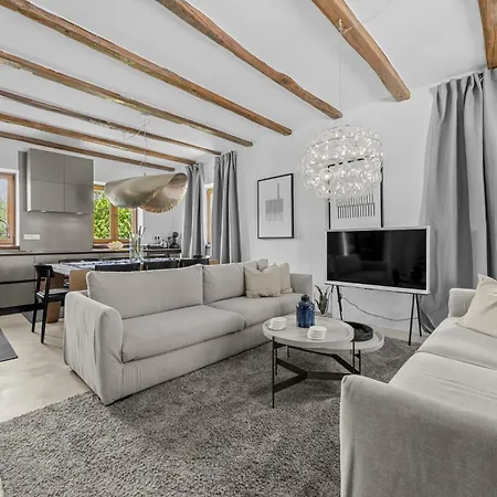 Luxury Aurelia - By Istrabook Čabrunići