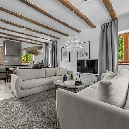 Villa Luxury Aurelia - By Istrabook