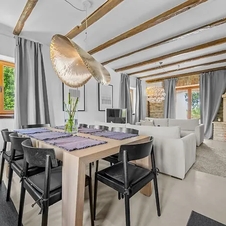 Villa Luxury Aurelia - By Istrabook Čabrunići