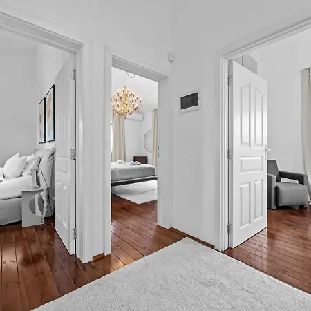 Luxury Aurelia - By Istrabook Villa *